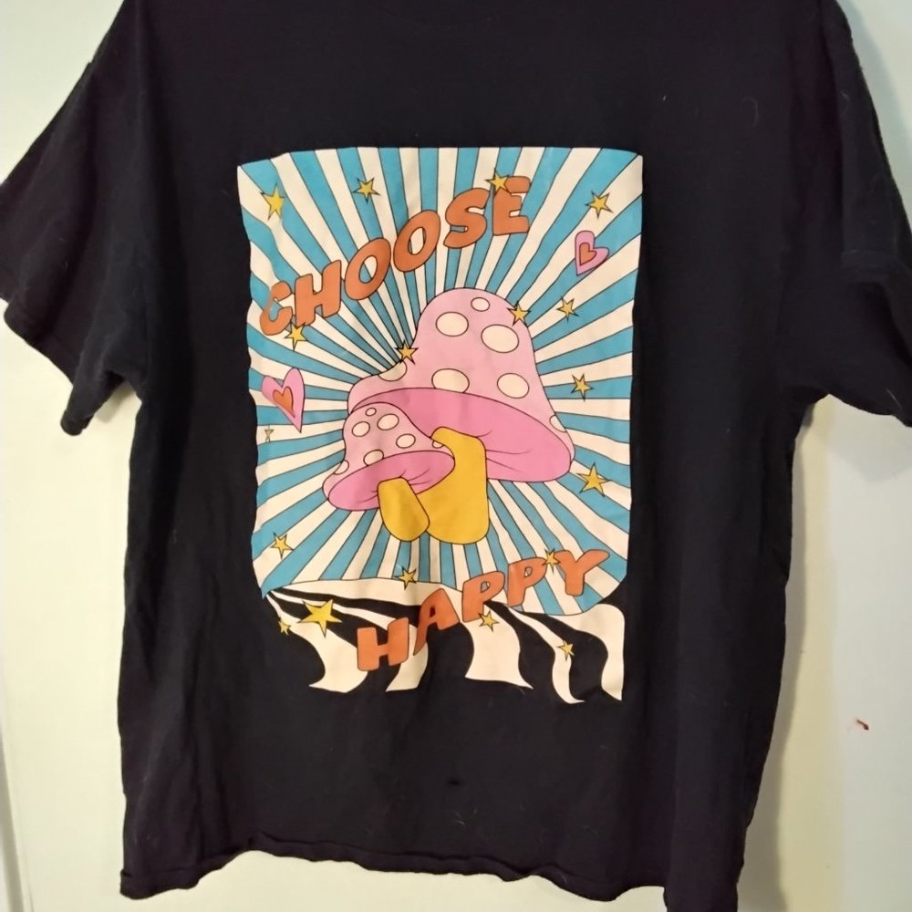 Graphic T